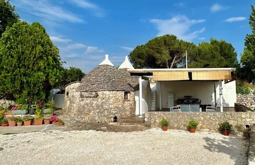 Noci House | TRULLI IN CONTRADA