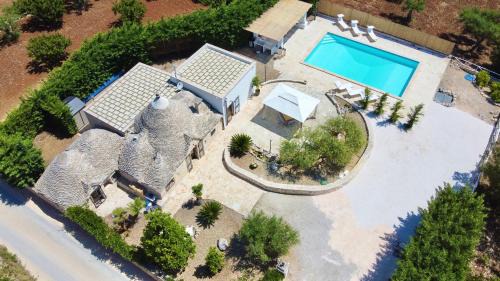 Alberobello Villa | Trullo SERENDIPITY
