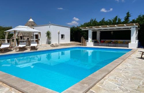 Alberobello Villa | Trullo SERENDIPITY