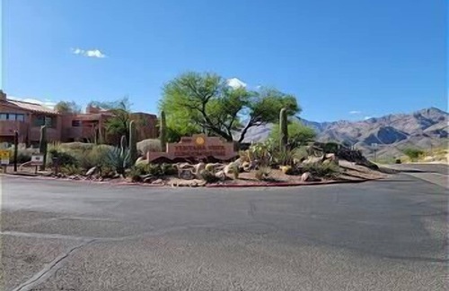 Tucson Condo | Truly enchanting! Superior upgrades, great location and community amenities.