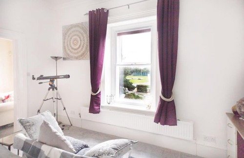 Trafford House | Truly stunning large house in a central location