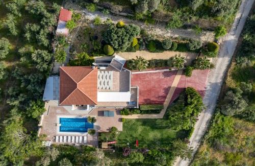 Houdetsi Villa | Tsourlakis Residence, an oasis of tranquility, By ThinkVilla