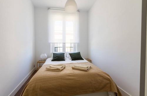 Barrio de La Latina Apartment | Tu hogar en La Latina en Calle Tabernillas by Batuecas