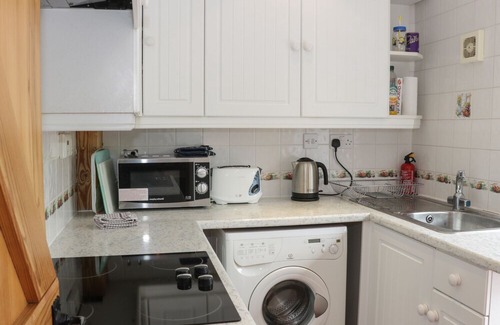 Clun Cottage | Tuc - Tin, CLUN