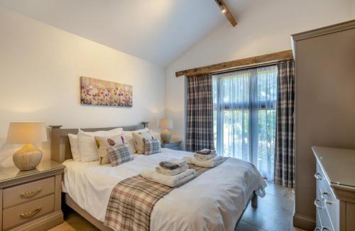 Bodham House | Tuck Barn