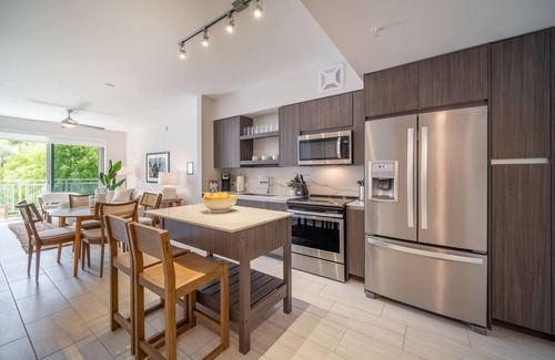 Glenvar Heights Apartment | Tucker at Palmer Dadeland Miami