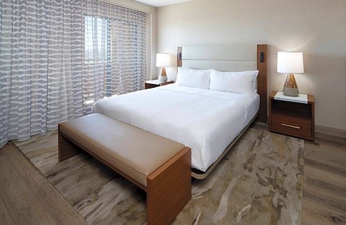 West University Hotel | Tucson Marriott University Park