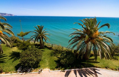 Nerja Apartment | TUHILLO 3B MENYBER