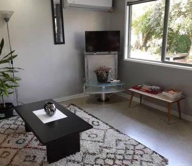Dinsdale House | TuiGlen