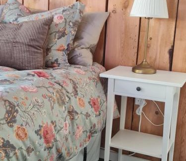 Deje Bed & Breakfast | Tulip Adventure