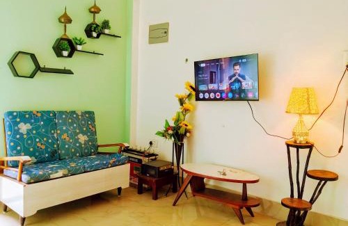 Gauhati Bed & Breakfast | Tulip