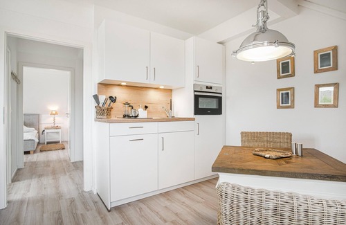 Ostersiel Apartment | Tümmler (vacation apartment on the top floor)