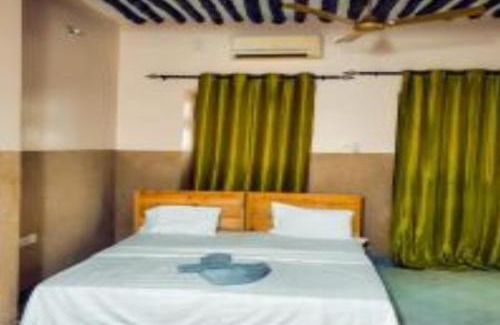 Stone Town Apartment | Tuna's House