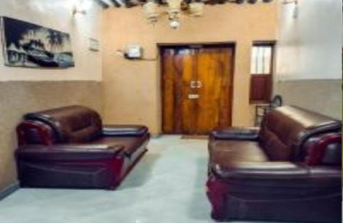 Stone Town Apartment | Tuna's House