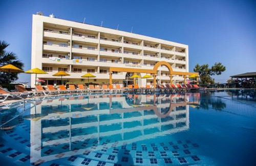 Kadnlar Denizi Mahallesi Apartment | Tuntas Family Suites Kusadasi