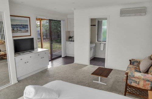 Tura Beach Apartment | Tura Beach Capes View Studio