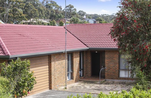 Tura Beach House | Tura Vista - pet friendly home with beautiful views - 5+ nights