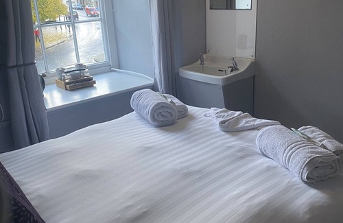 Richmond Hotel | Turf Hotel