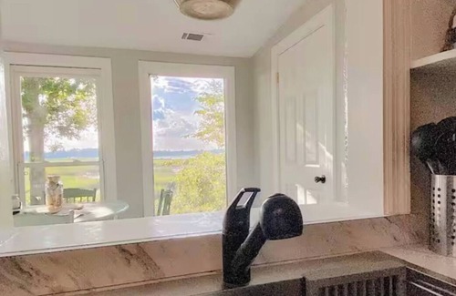 Beaufort Cottage | Turning Tide Cottage - Sleeps 4!