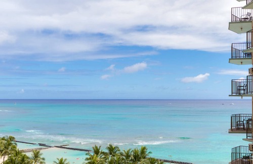 Waikiki Condo | Turquoise Ocean Views! Walk to Waikiki