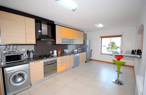 Nazare Apartment | Turtle - 3 bedroom apartment in Nazaré with 2 shared pools and private terrace