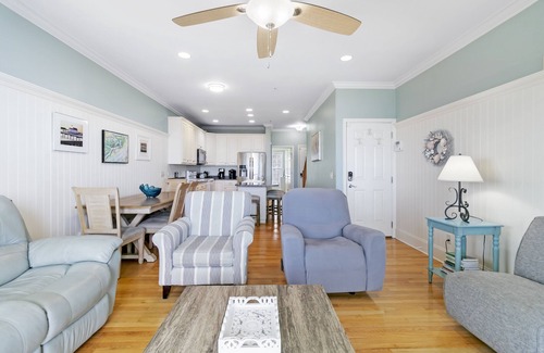 Folly Beach House | Turtle Bay 16 - Panoramic Riverview Townhouse - Next To Pool - Minutes to the Beach