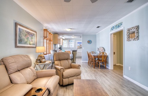 Cedar Key House | Turtle Cove- Boat Parking, Downtown, Fast Internet