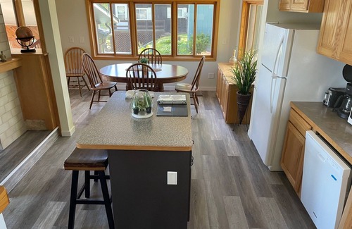 Turtle Lake House | Turtle Lake area, 3 Bed, 2 Bath, Shores of Horseshoe Lake