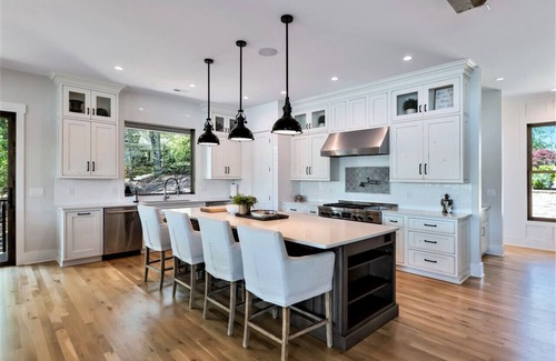Turtlehead House | Turtlehead - Absolutely Stunning Lake Keowee Waterfront Home