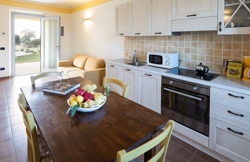 Larciano Apartment | Tuscan Enchantment - Apartment with Terrace - Wheat