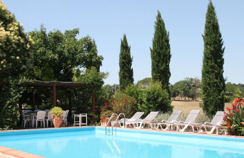 Piana Villa | Tuscan Style Family Friendly Villa With Large Pool.