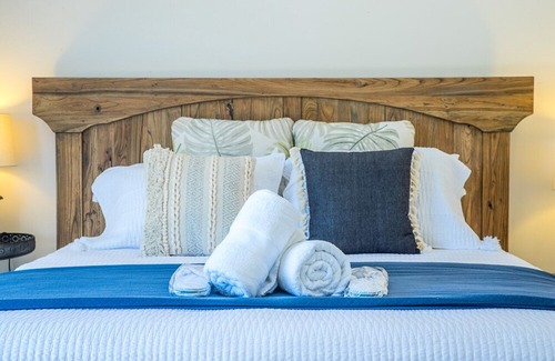 Sunrise Beach House | TUSCAN SUNRISE I Beach House Noosa Heads
