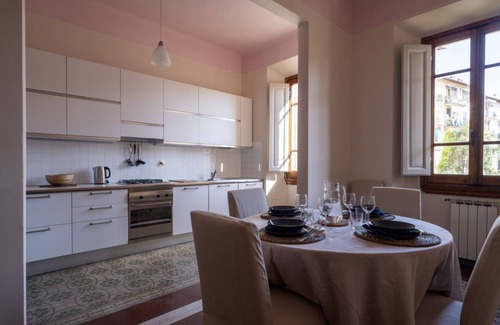 Careggi Rifredi Apartment | Tuscan Tempo Fabbroni Apartment