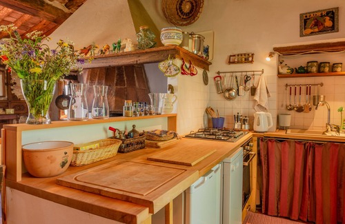 Chianni House | tuscany country house looking out over 180° of the enchanting Volterra panorama