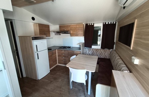 Ameglia Ski Chalet | Tuscany Mobilehome Chalet sea Italy camping with pool Pisa