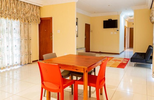 Umtata Apartment | Twenty 4 Hour Rest Bed & Breakfast 2