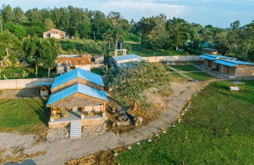 Arusha House | Twin Double Room 6 at Rafiki Retreat