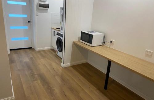 Broken Hill Apartment | Twin Ensuite Lux CBD apartment