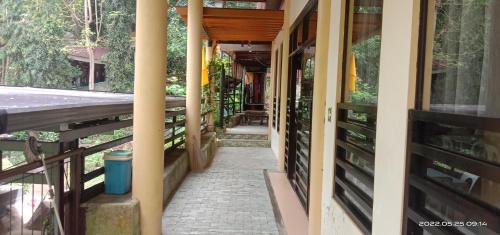 Jasaan House | Twin hearts Resort Pool Cabin 3