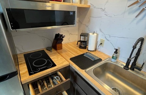 Syracuse Apartment | Twin Oaks Extended Stay Studio - 2817 Apt 9