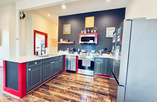 Enterprise Condo | Twin Peaks is part of the Litch Hotel: fully equipped,Luxury vacation rental condos