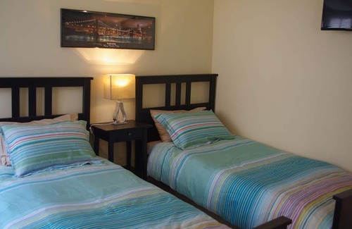 Monschau Cottage | Twin Room "Manhattan" - B & B The Little Globetrotter