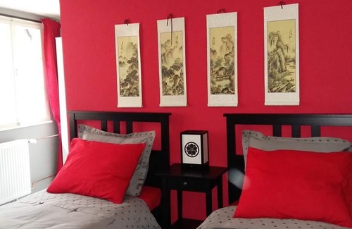 Monschau Cottage | Twin Room "Shanghai" - B & B The Little Globetrotter