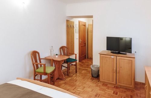 Zrece House | Twin Room with Balcony 6