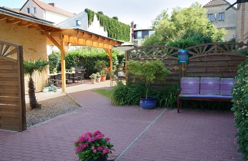 Senftenberg Apartment | Twin room with garden view, Ap. 11 - Apartments am Schloßpark