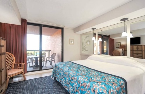 Indian Harbour Beach Resort | Two Bedroom, Ocean Front, Luxury Condo, Indian Harbour Beach, FL 3936126