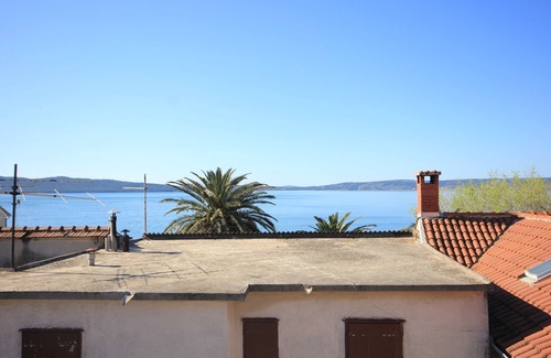 Kastel Kambelovac Apartment | Two bedroom apartment with balcony and sea view Kaštel Kambelovac, Kaštela (A-8679-a)