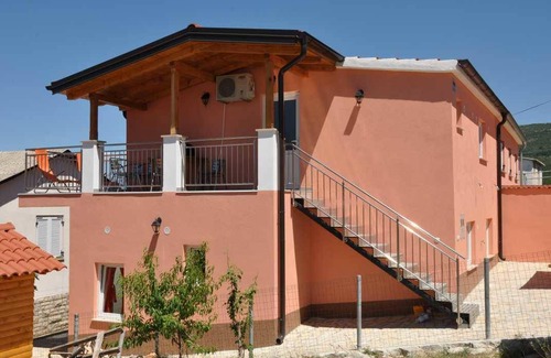 Gornji Karin Apartment | Two bedroom apartment with terrace and sea view Karin Gornji, Novigrad (A-18387-b)