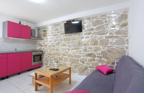 Kastela Apartment | Two bedroom apartment with terrace Kaštel Štafilić, Kaštela (A-15110-a)