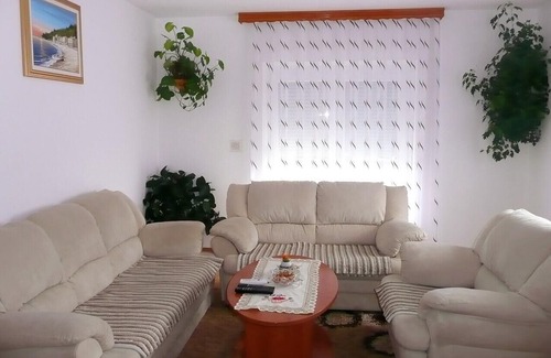 Smoljanac Apartment | Two bedroom apartment with balcony Smoljanac, Plitvice (A-5194-a)
